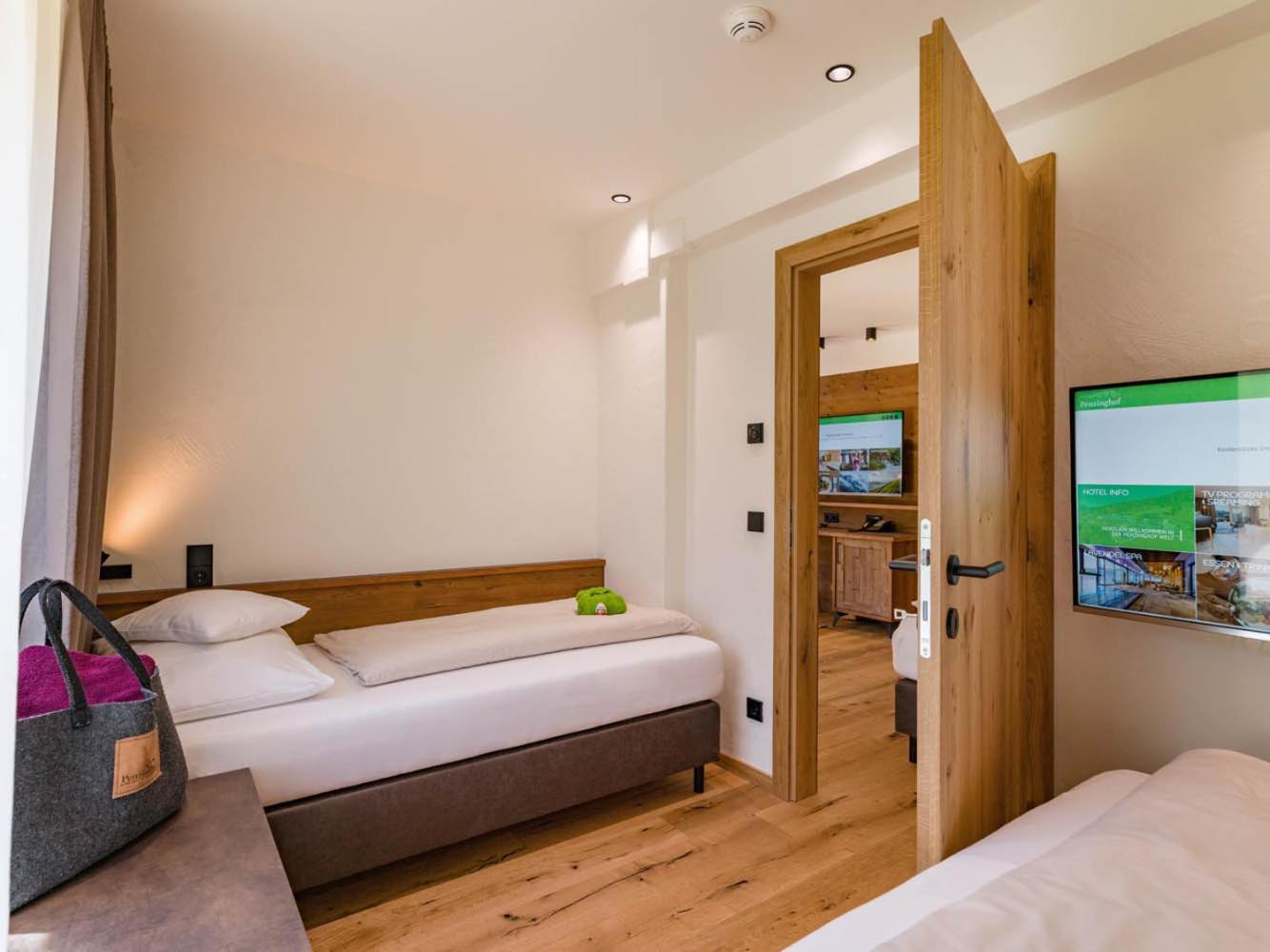 Hotel Penzinghof โอแบร์นดอร์ฟ อิน ทิโรล ภายนอก รูปภาพ
